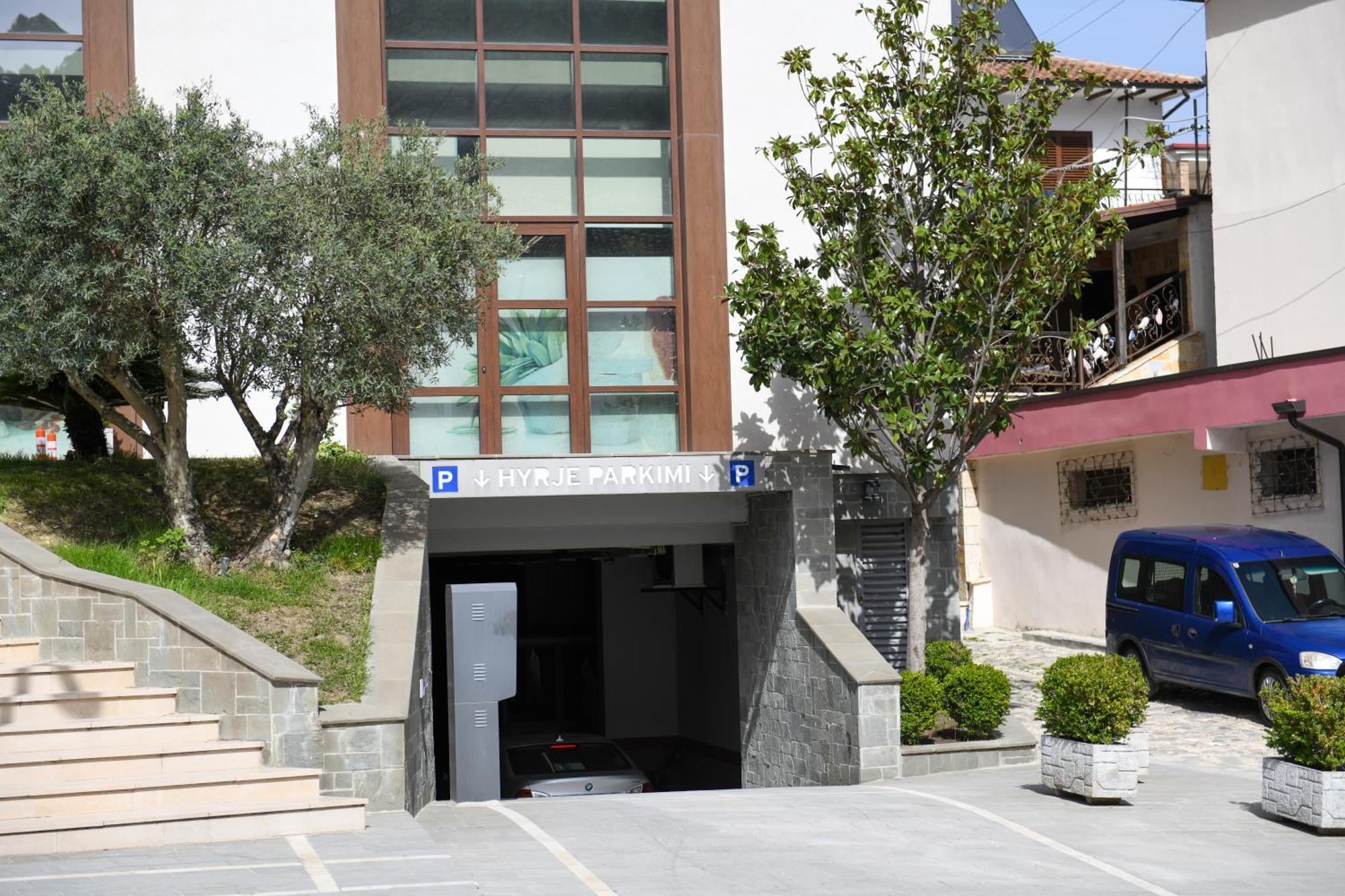 Guest House Cela City Centre Berat Exterior foto