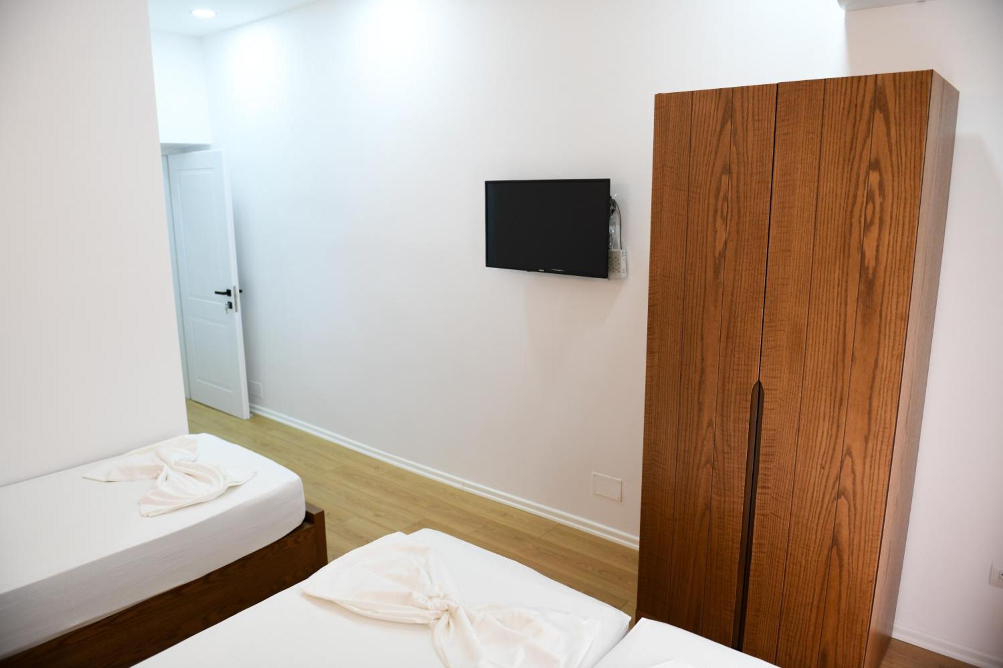 Guest House Cela City Centre Berat Exterior foto
