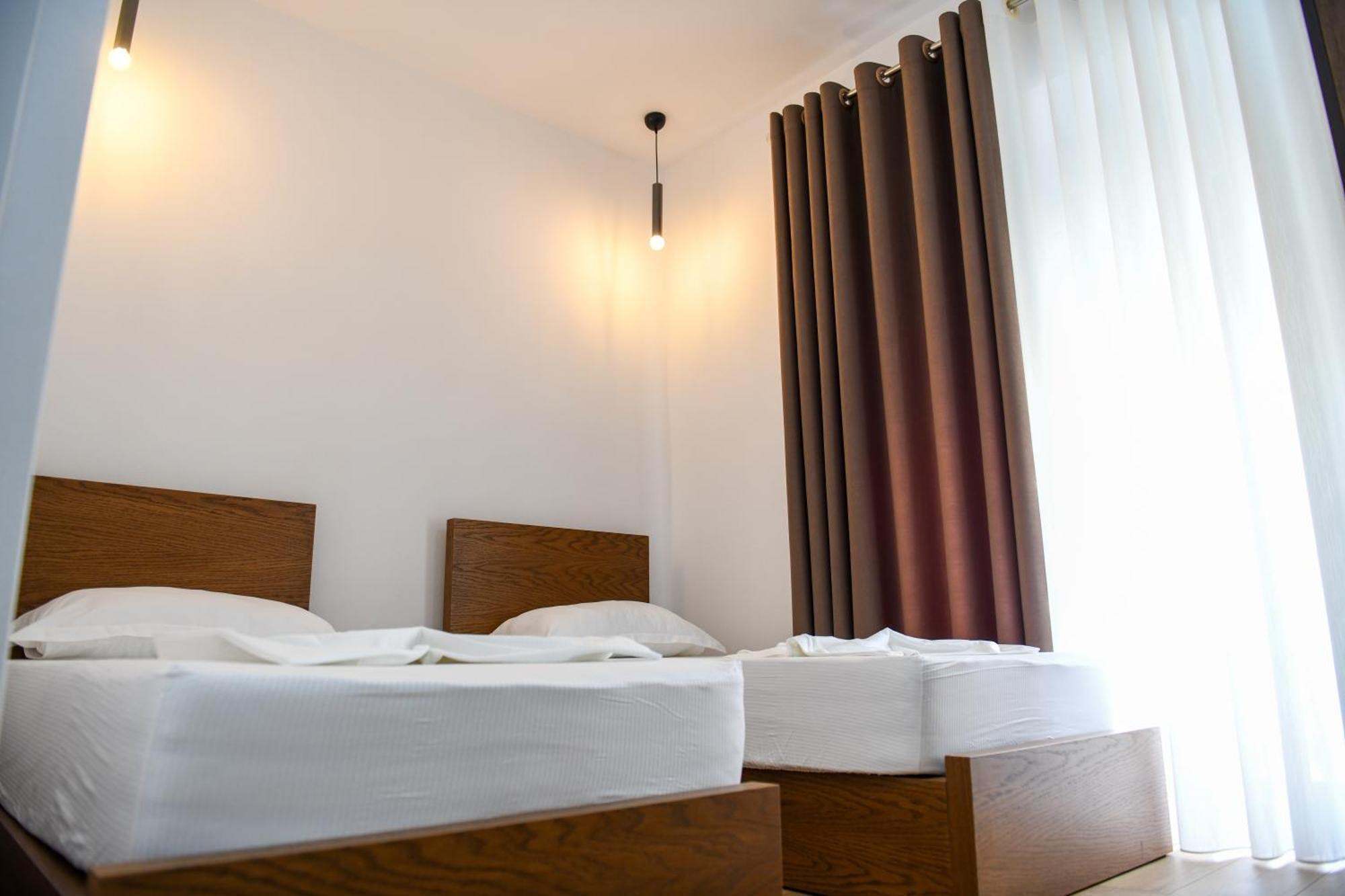 Guest House Cela City Centre Berat Exterior foto