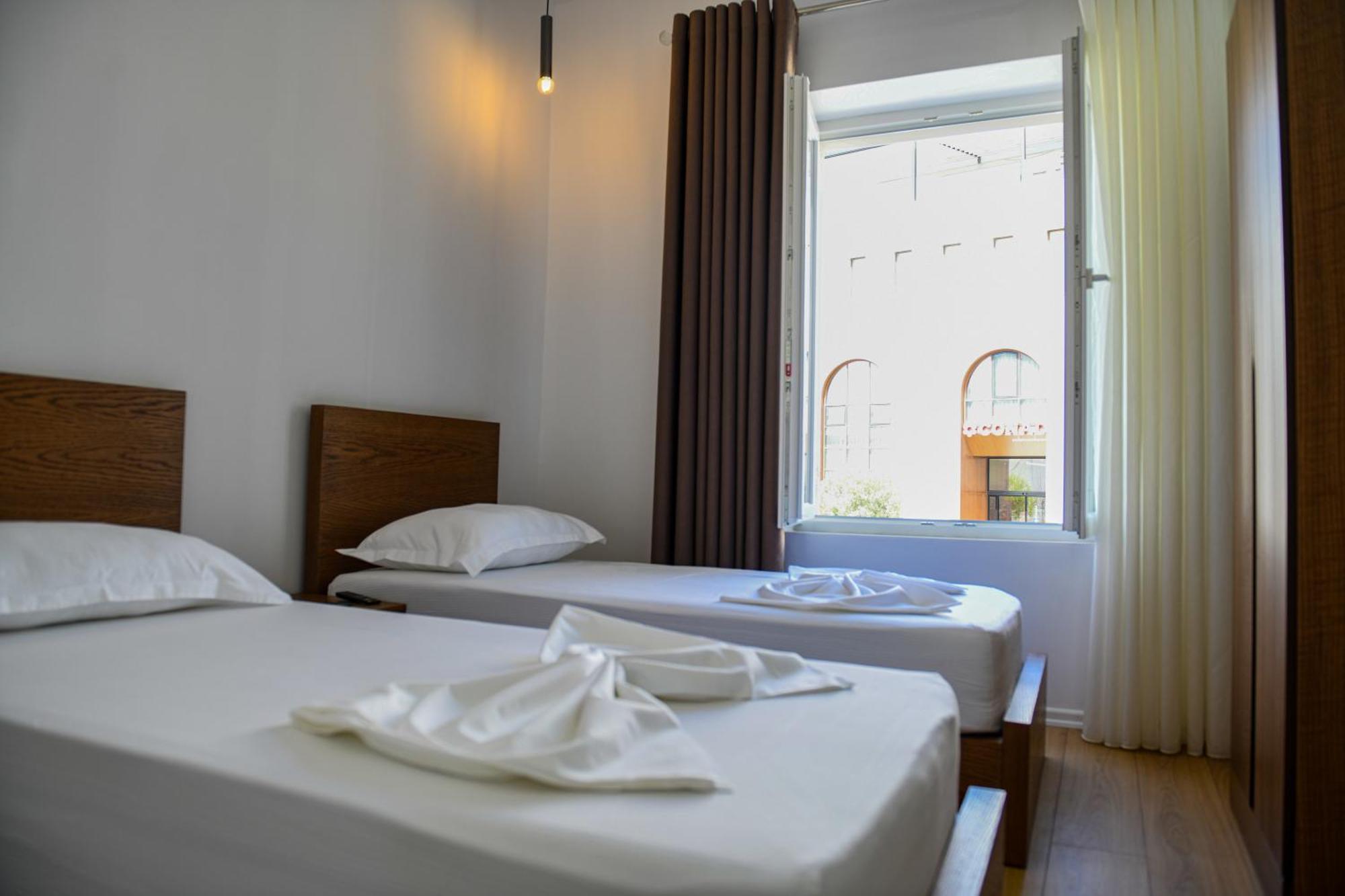 Guest House Cela City Centre Berat Exterior foto