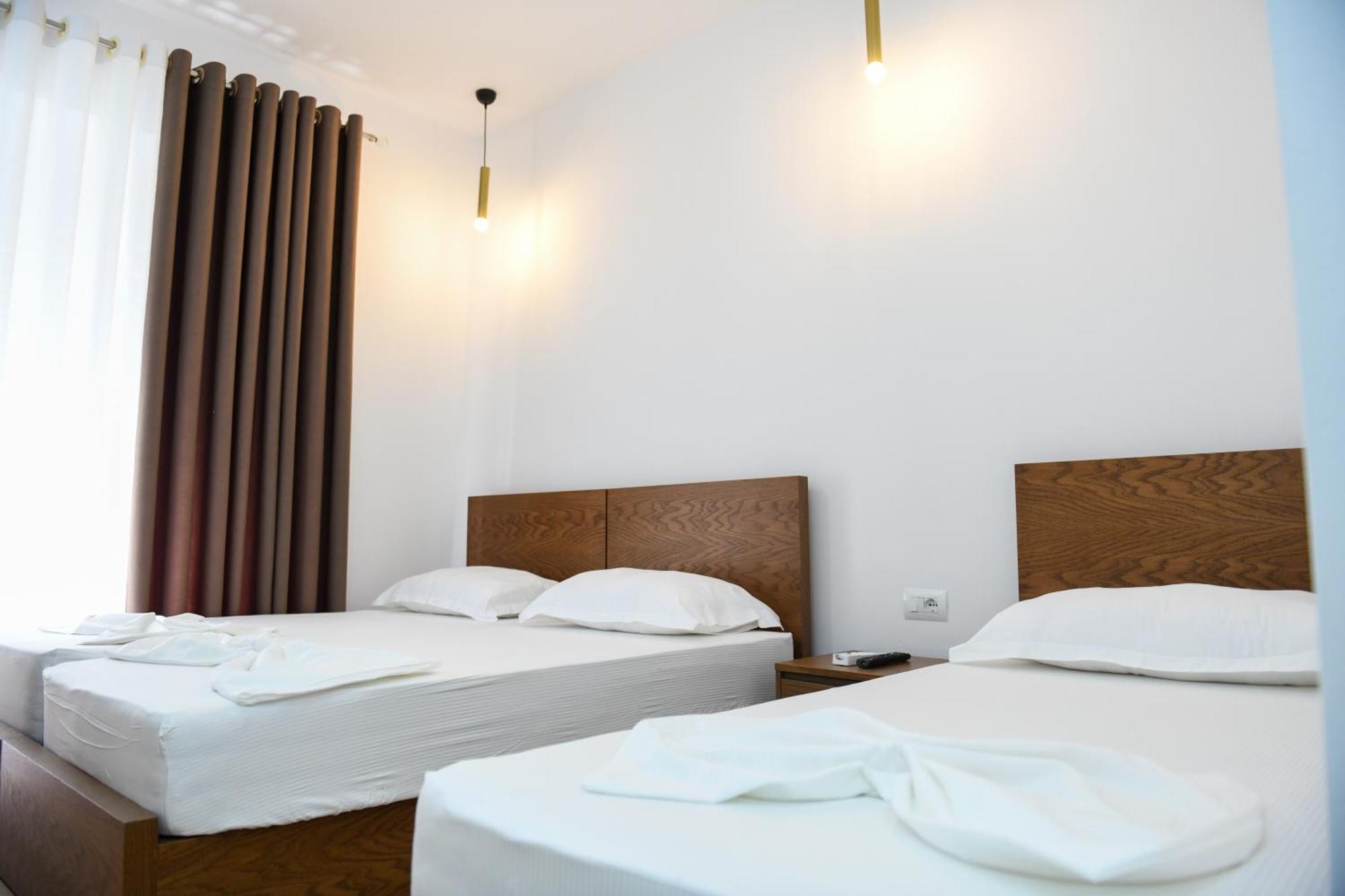 Guest House Cela City Centre Berat Exterior foto