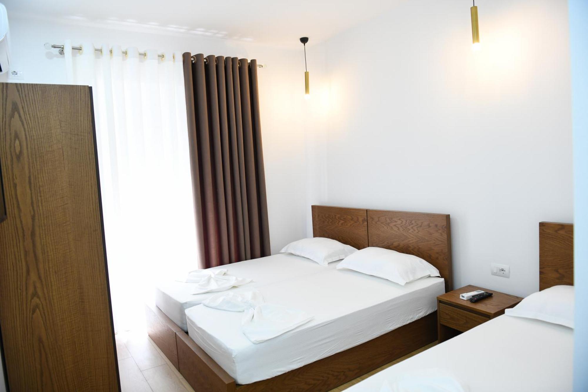 Guest House Cela City Centre Berat Exterior foto